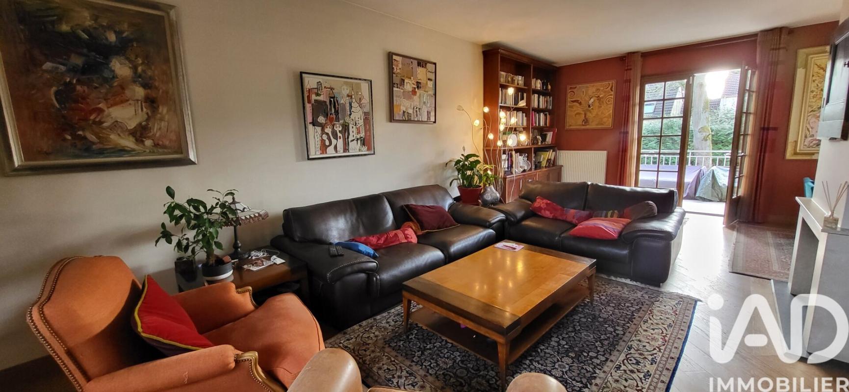 Maison 8 Pièce(s) Noisy-le-Grand