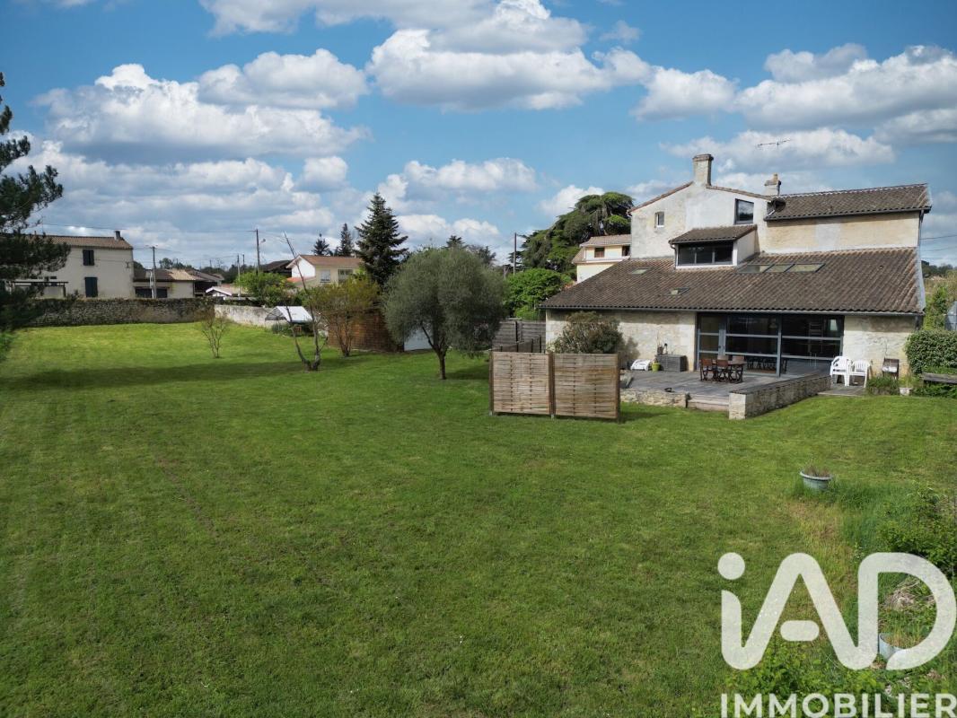 Maison d'architecte 9 Pièce(s) Virelade