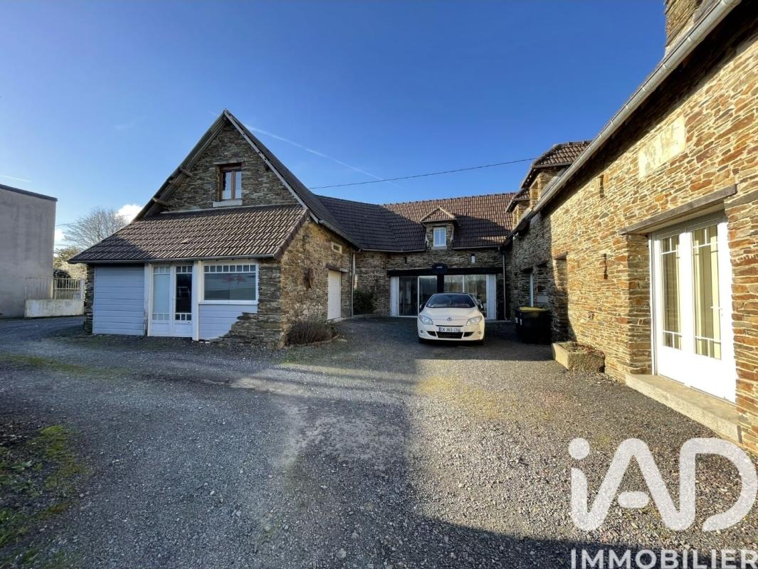 Maison 6 Pièce(s) La Barre-de-Semilly