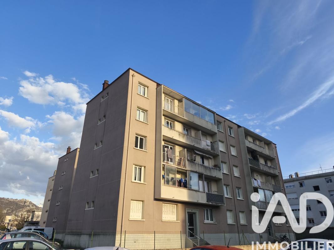 Appartement 3 Pièce(s) Fontaine