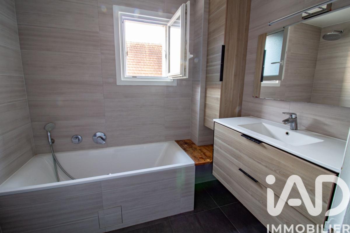 Maison 3 Pièce(s) La Rochette