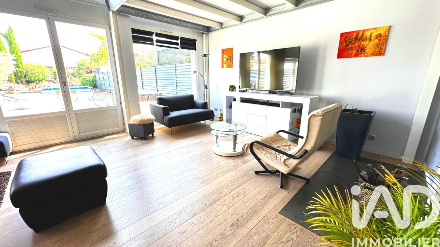 Maison 11 Pièce(s) Lorette - Photo 1
