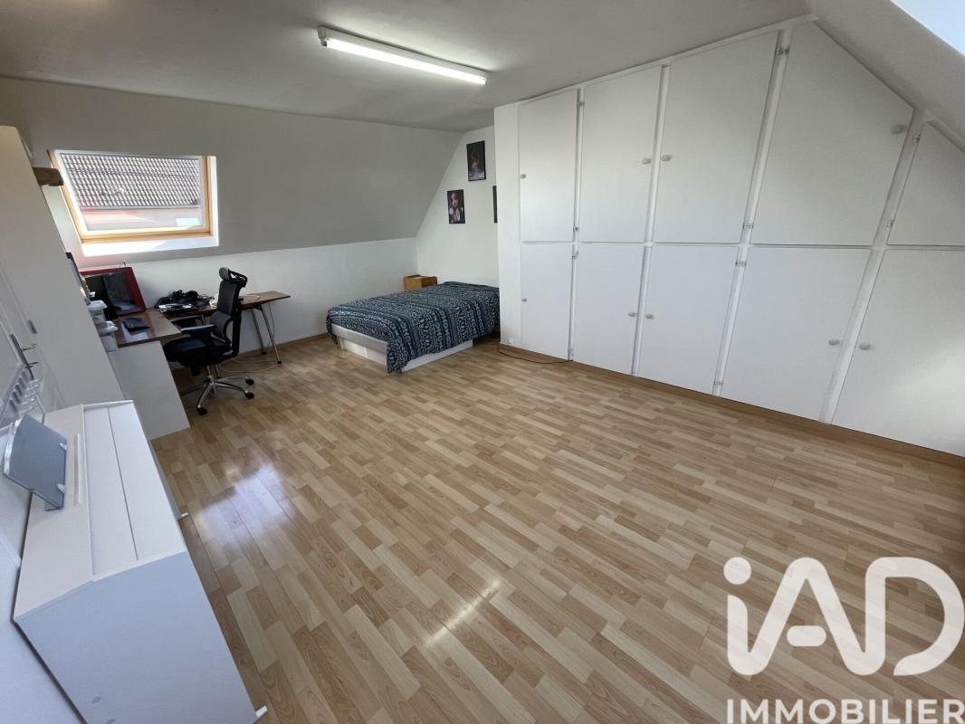 Maison traditionnelle 6 Pièce(s) Neufmoutiers-en-Brie