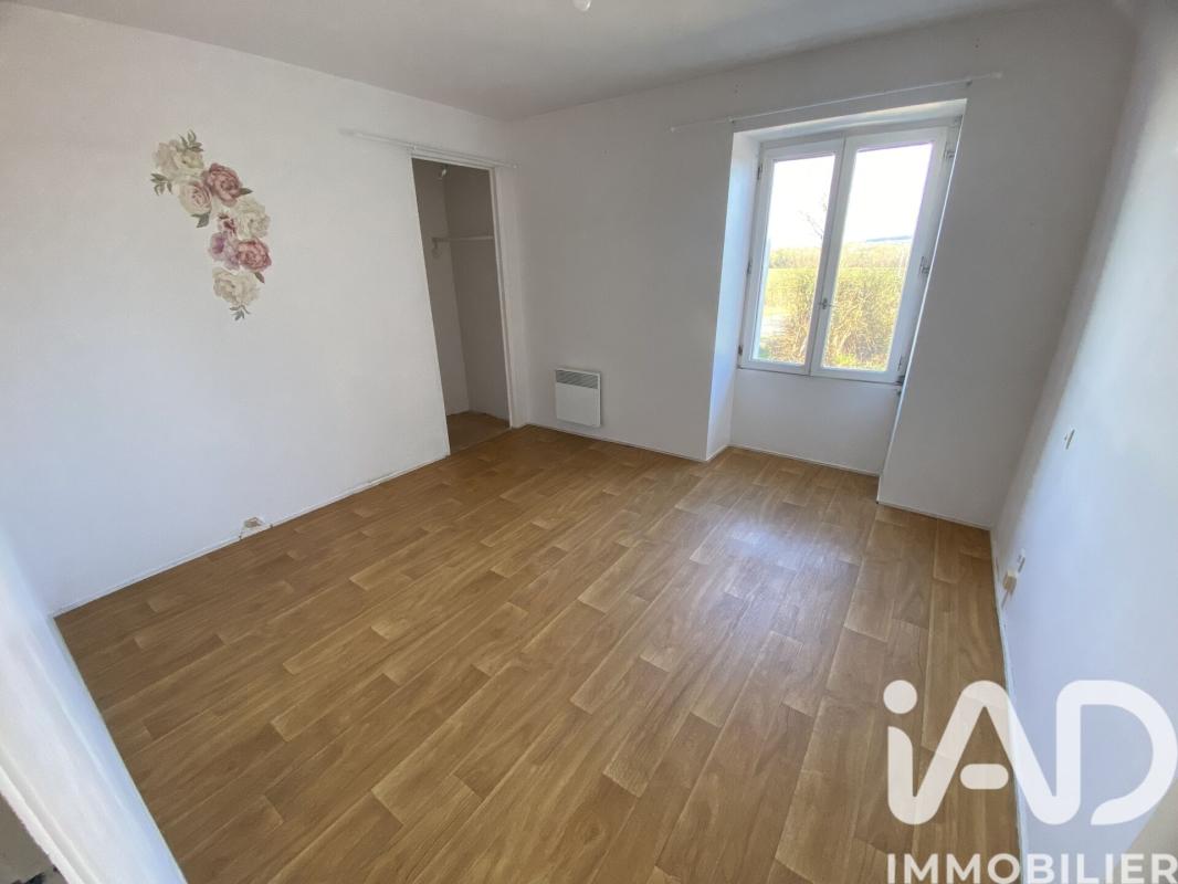 Maison 5 Pièce(s) Sainte-Suzanne-et-Chammes - Photo 8