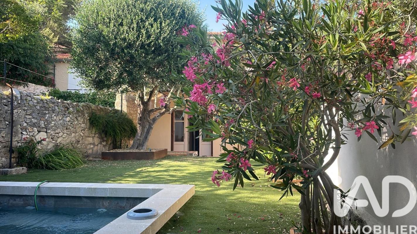 Maison 6 Pièce(s) Villeneuve-lès-Avignon