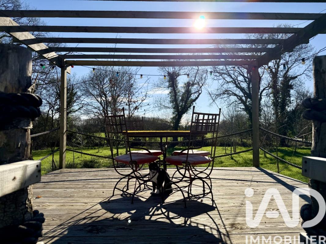 Maison longère 7 Pièce(s) Saint-Étienne-de-Montluc