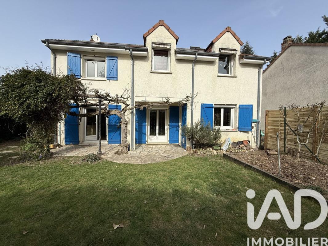 Maison 6 Pièce(s) Santeny