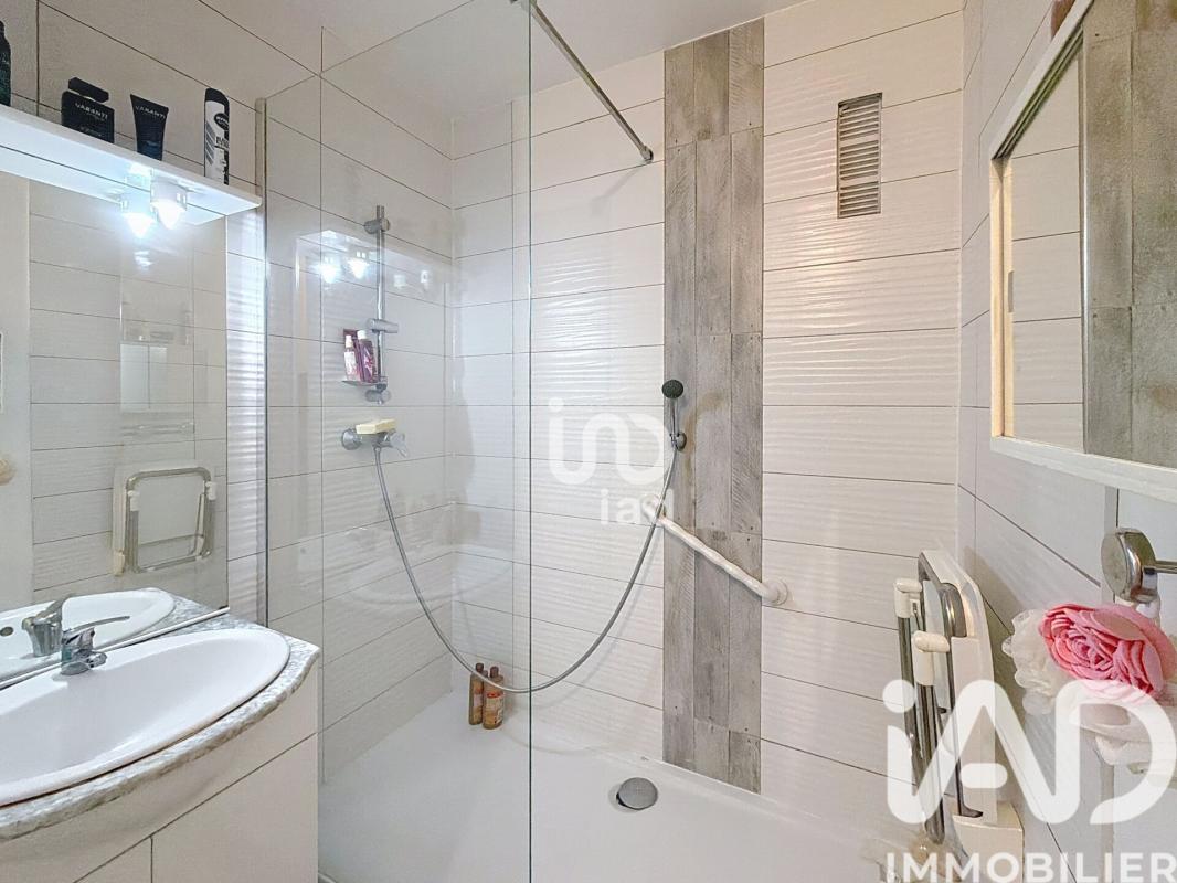 Appartement 2 Pièce(s) Saint-Fargeau-Ponthierry - Photo 6