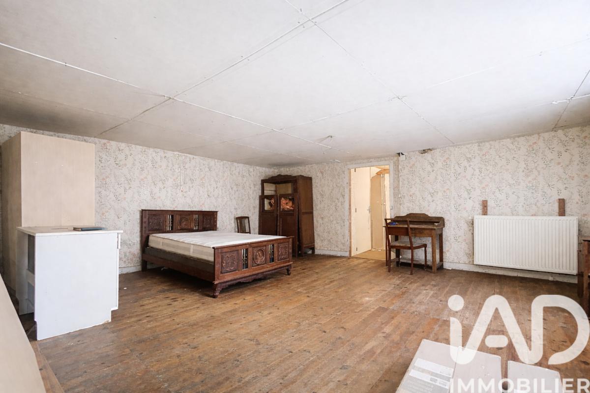 Maison 4 Pièce(s) Saint-Caradec