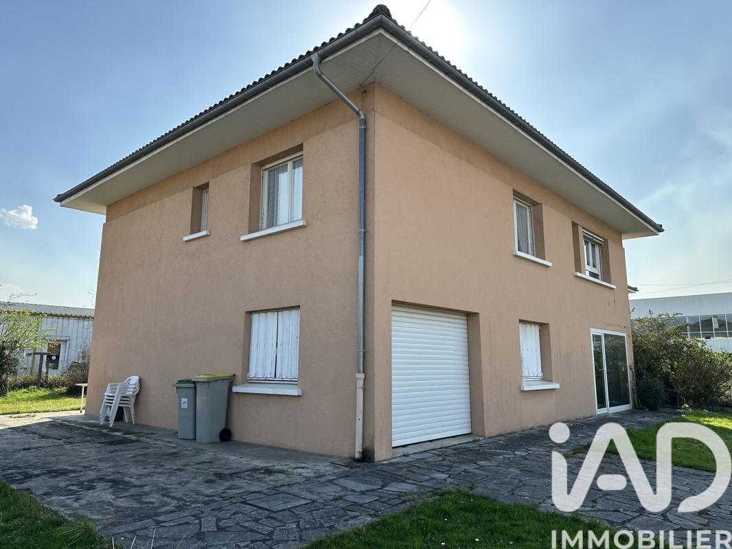 Maison 7 Pièce(s) Oloron-Sainte-Marie