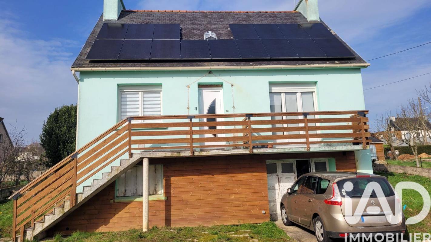 Maison 4 Pièce(s) Châteauneuf-du-Faou