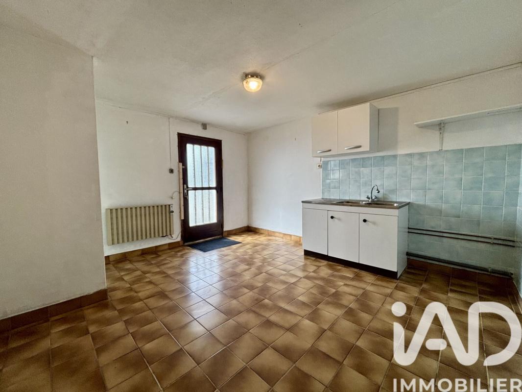 Maison 4 Pièce(s) Sainte-Suzanne-et-Chammes - Photo 15