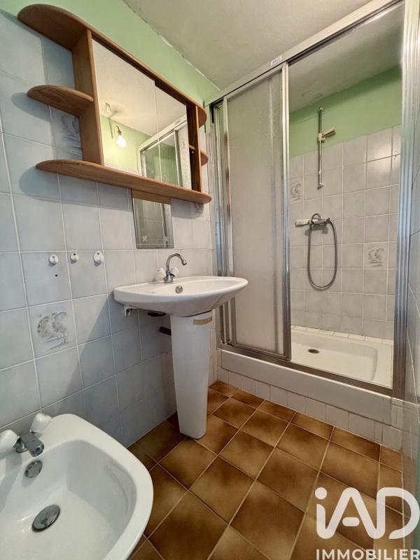 Maison 4 Pièce(s) Sainte-Suzanne-et-Chammes - Photo 17