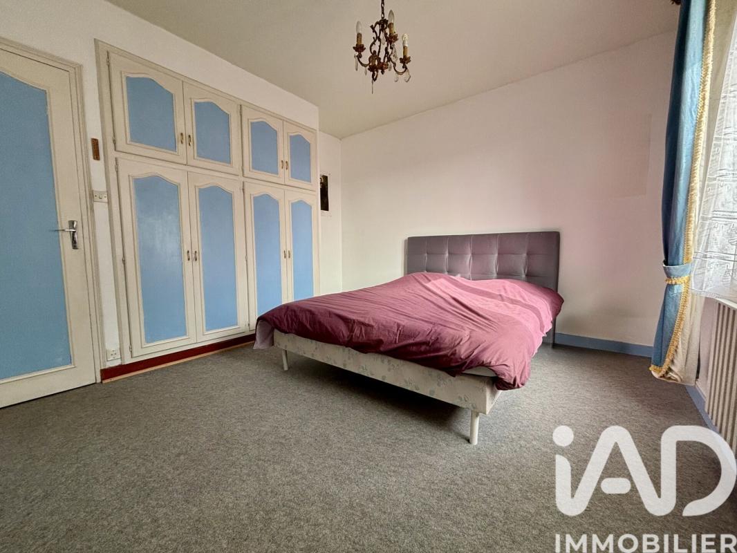 Maison 4 Pièce(s) Sainte-Suzanne-et-Chammes - Photo 11
