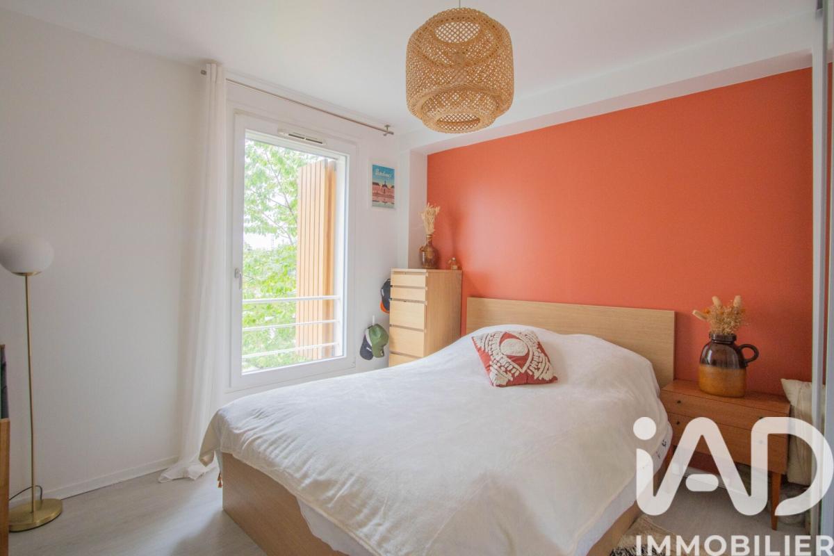 Appartement 4 Pièce(s) Saint-Ouen-sur-Seine