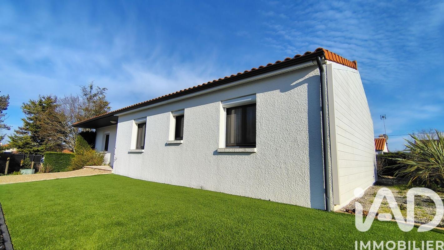 Maison traditionnelle 8 Pièce(s) Fontenay-le-Comte