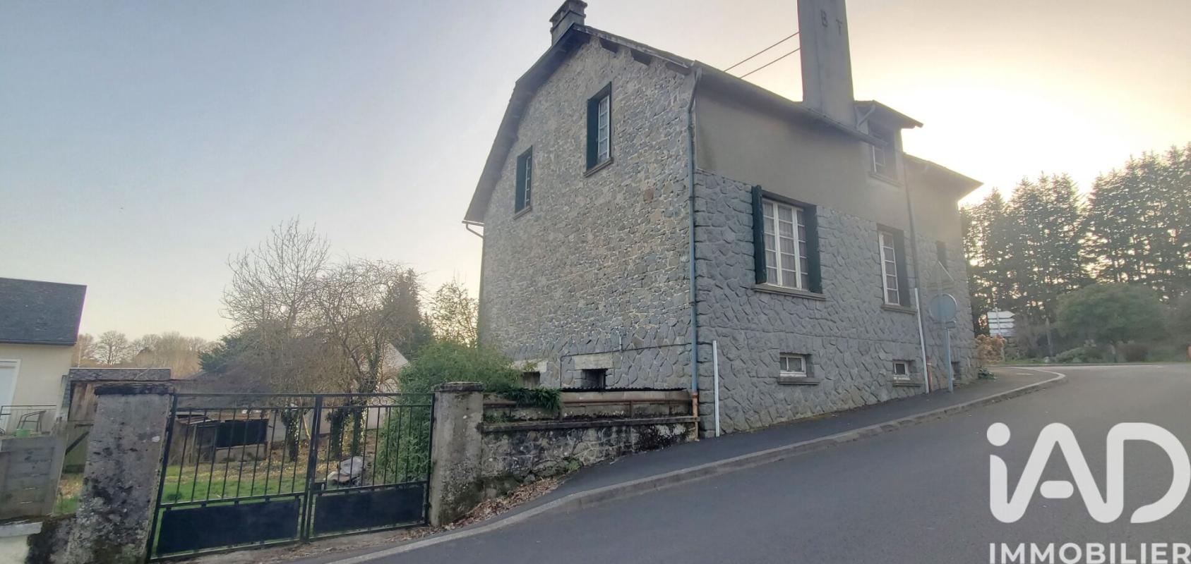 Maison 9 Pièce(s) Neuvic - Photo 2