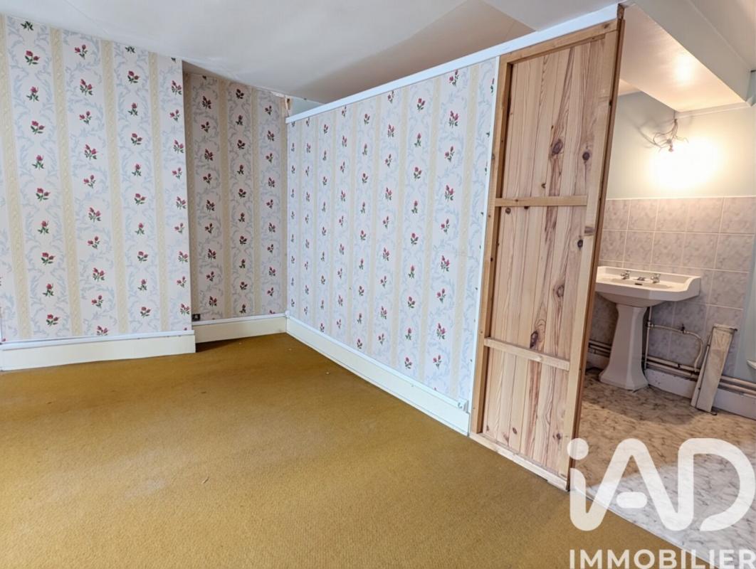 Maison 5 Pièce(s) Saint-Denis-de-Jouhet - Photo 7