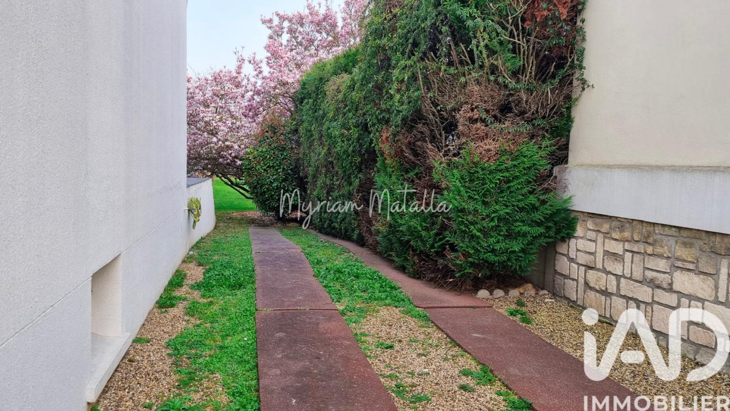 Maison 8 Pièce(s) Groslay