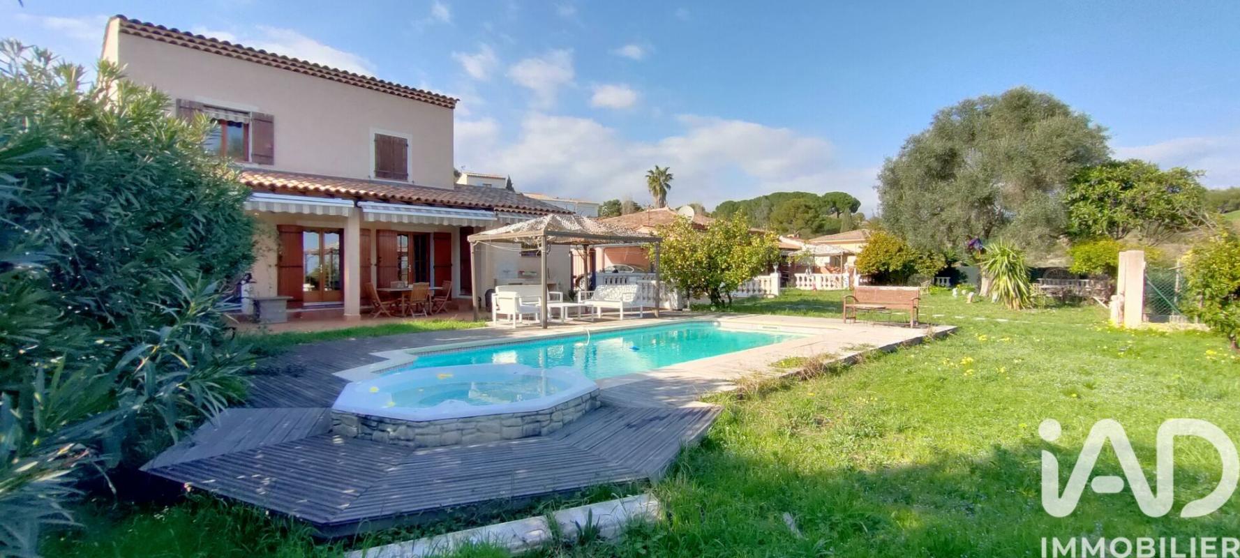 Maison traditionnelle 6 Pièce(s) Villeneuve-Loubet