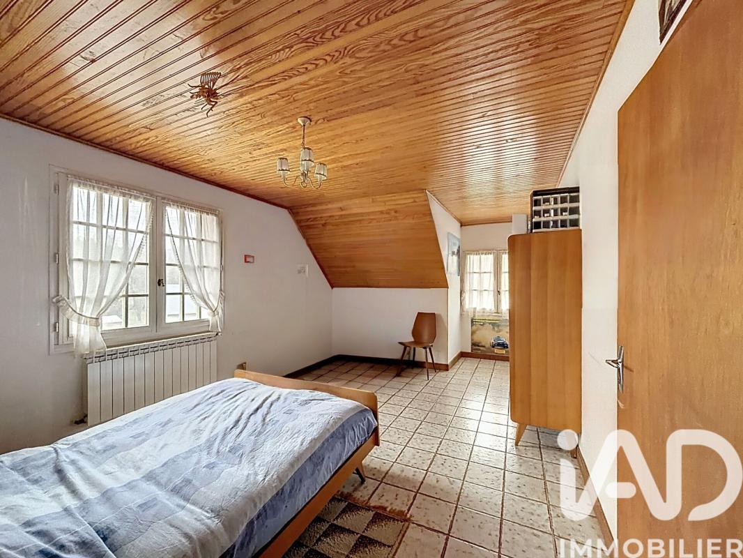 Maison 7 Pièce(s) Le Malzieu-Ville - Photo 15