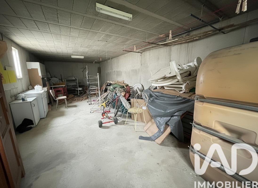 Maison 7 Pièce(s) Le Malzieu-Ville - Photo 21
