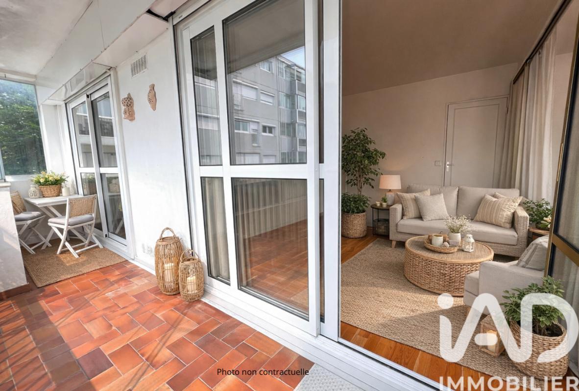 Appartement 4 Pièce(s) Plaisir
