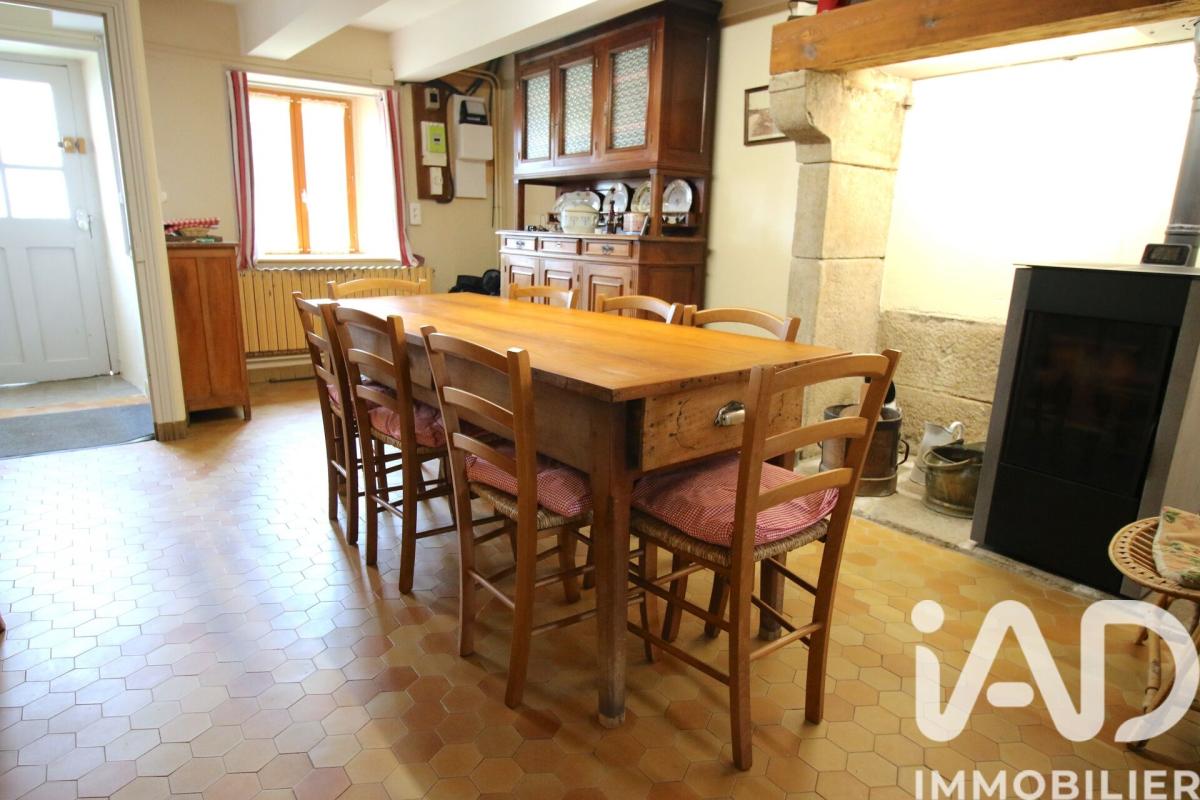 Maison 4 Pièce(s) Saint-Bonnet-le-Bourg - Photo 11