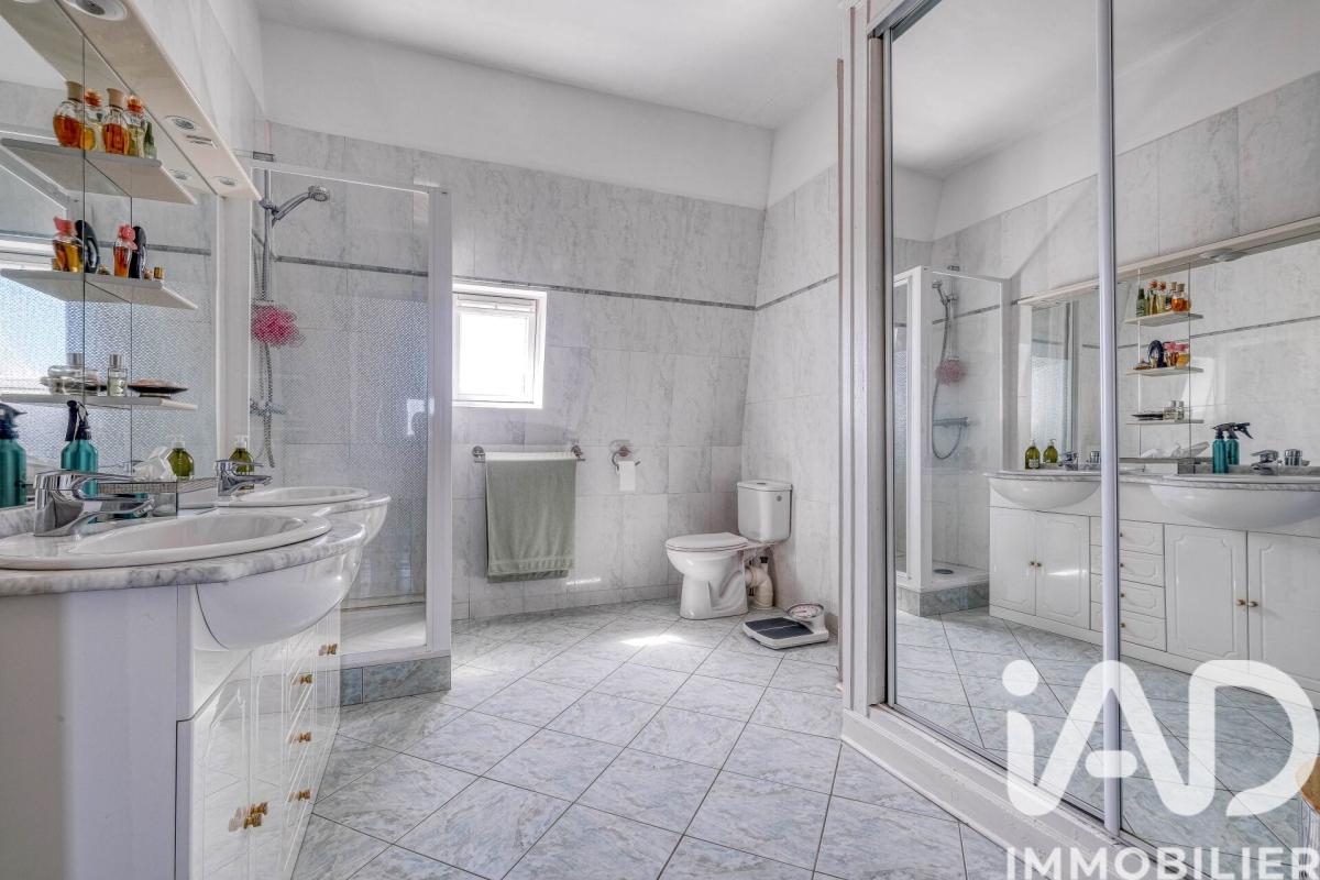 Maison 11 Pièce(s) Thorigny-sur-Marne - Photo 17