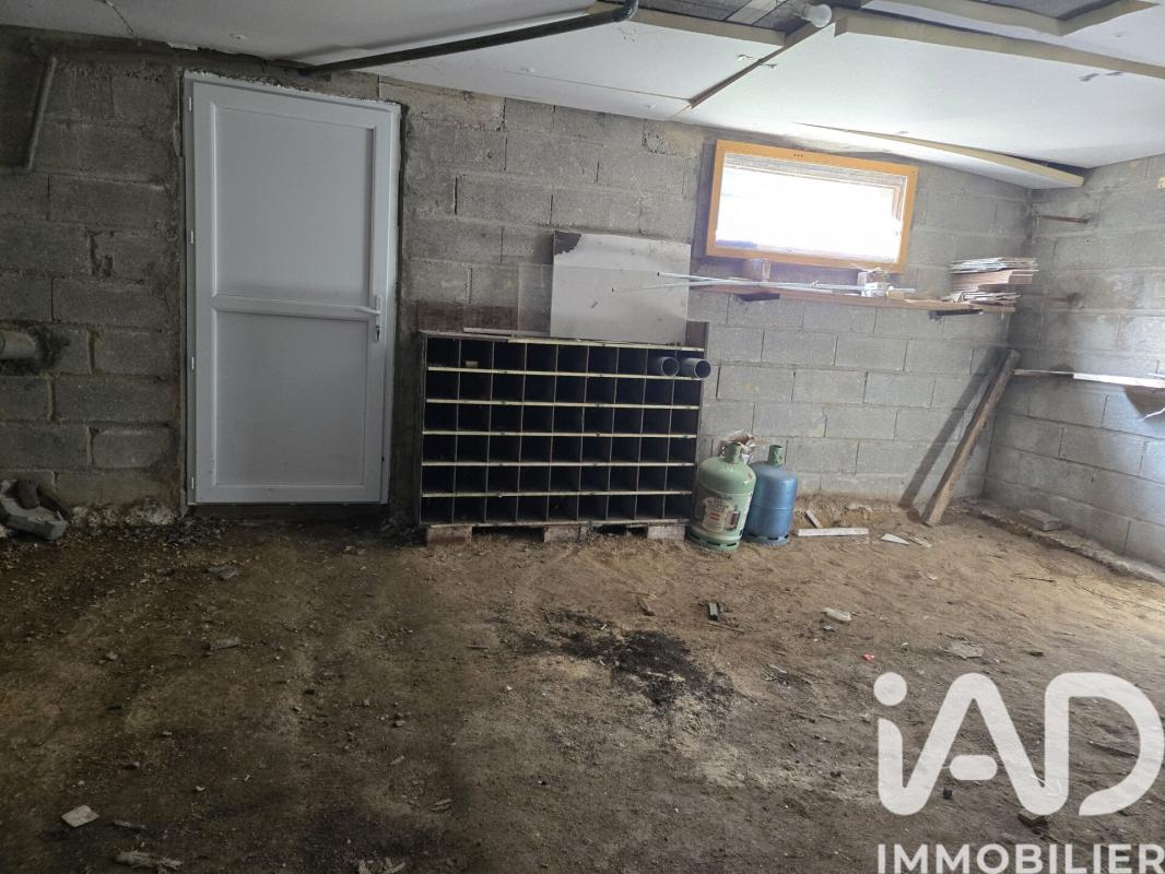 Maison 3 Pièce(s) Courtois-sur-Yonne