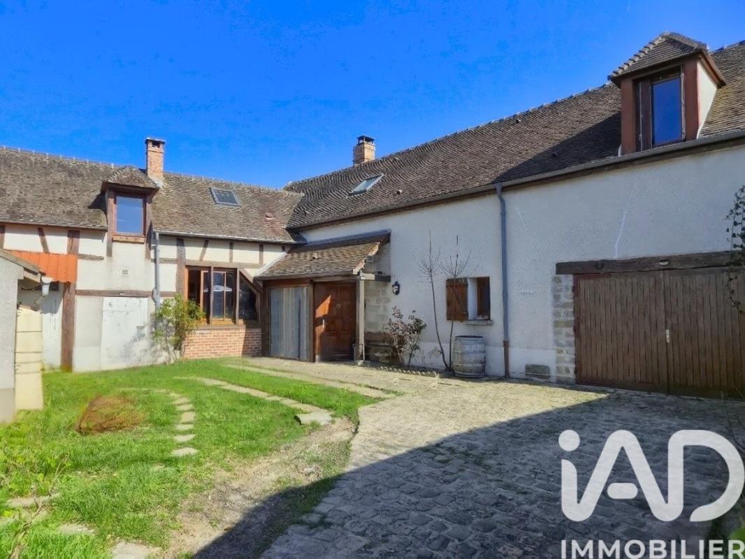 Maison 8 Pièce(s) Vinneuf