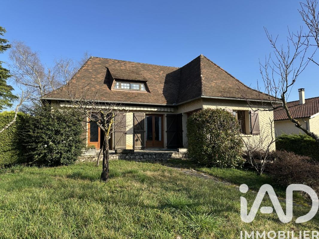 Maison traditionnelle 5 Pièce(s) Lacapelle-Marival