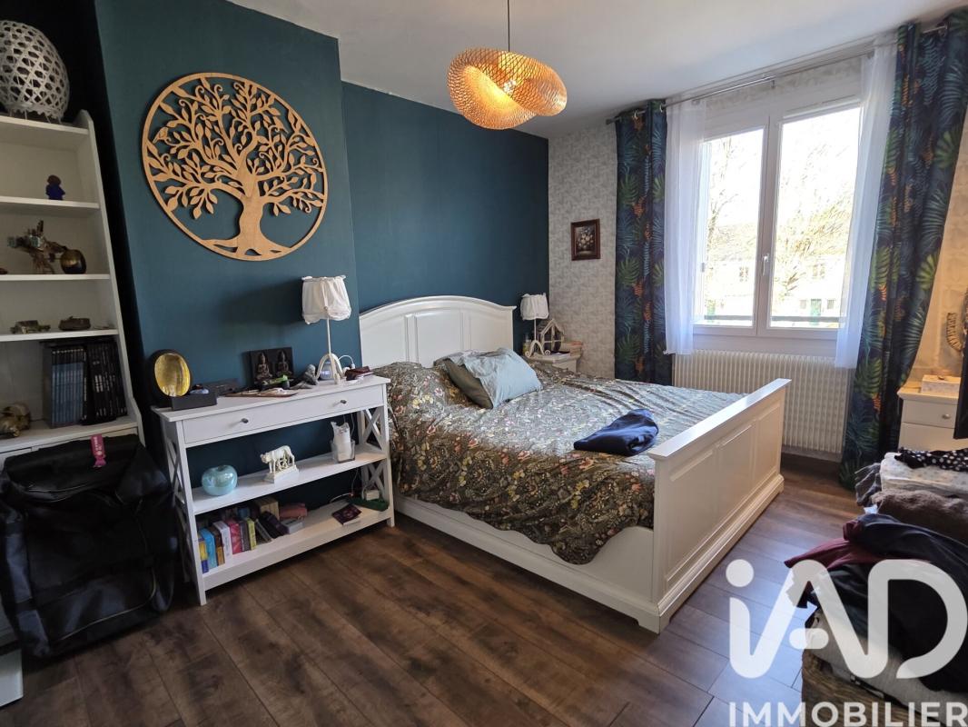 Maison 5 Pièce(s) Saint-Épain