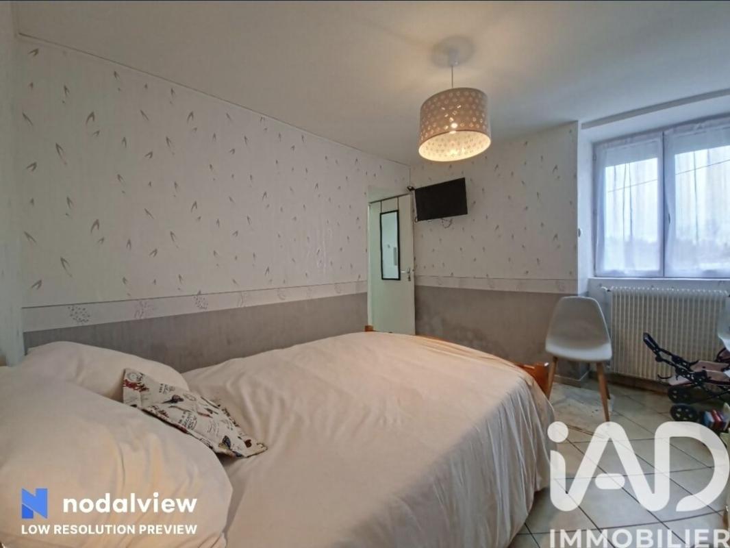 Maison 9 Pièce(s) Saint-Martial-de-Gimel - Photo 11