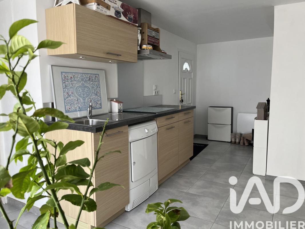 Maison 7 Pièce(s) Saint-Romain-de-Benet - Photo 4