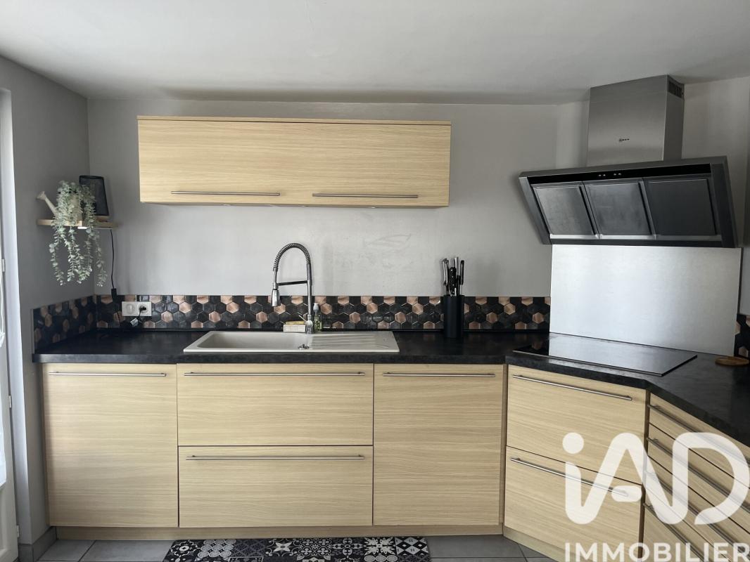 Maison 7 Pièce(s) Saint-Romain-de-Benet - Photo 10