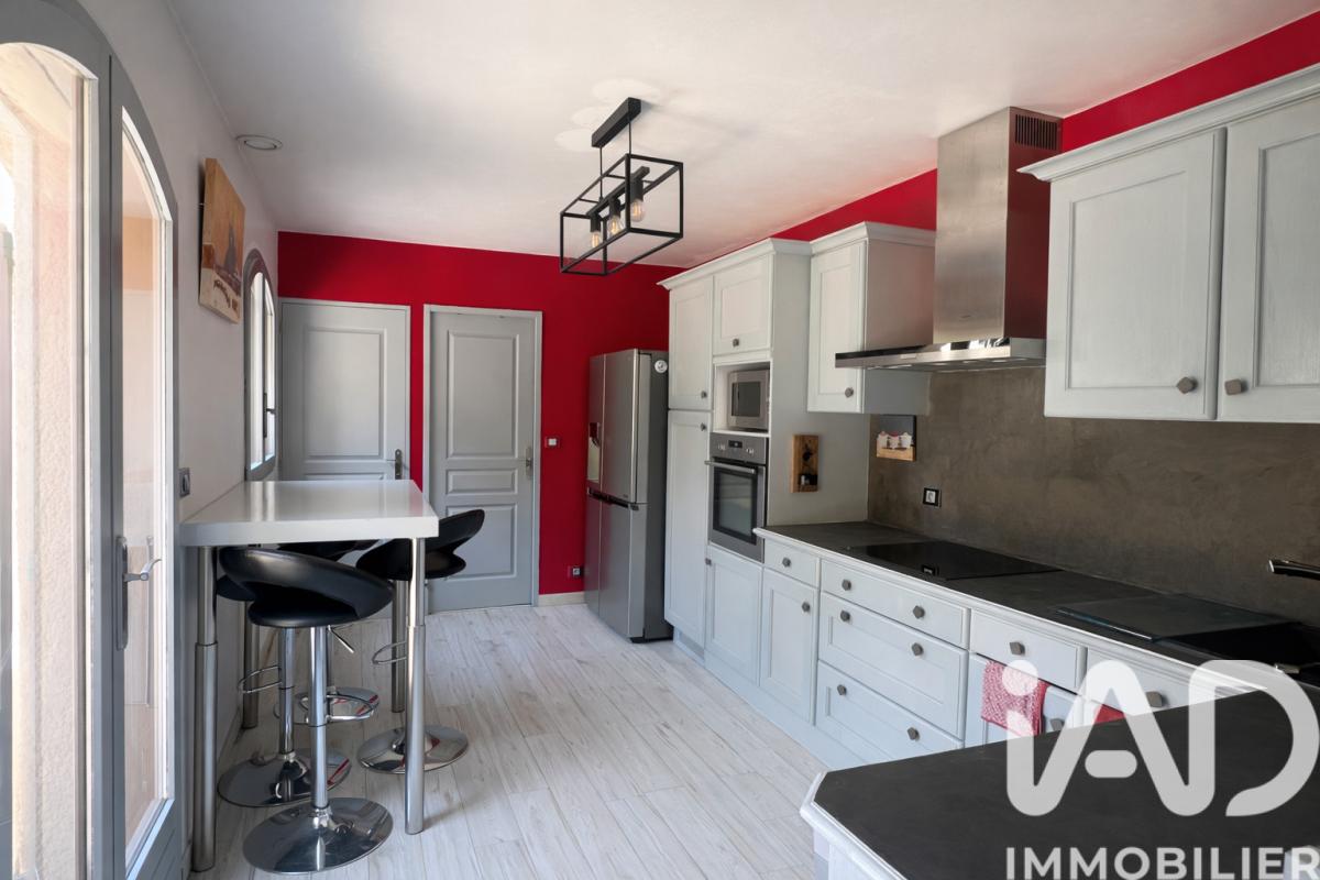 Maison 6 Pièce(s) Saint-Savin