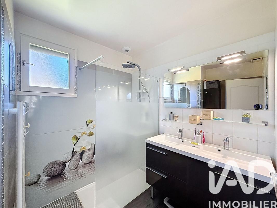 Maison 5 Pièce(s) Cosnac