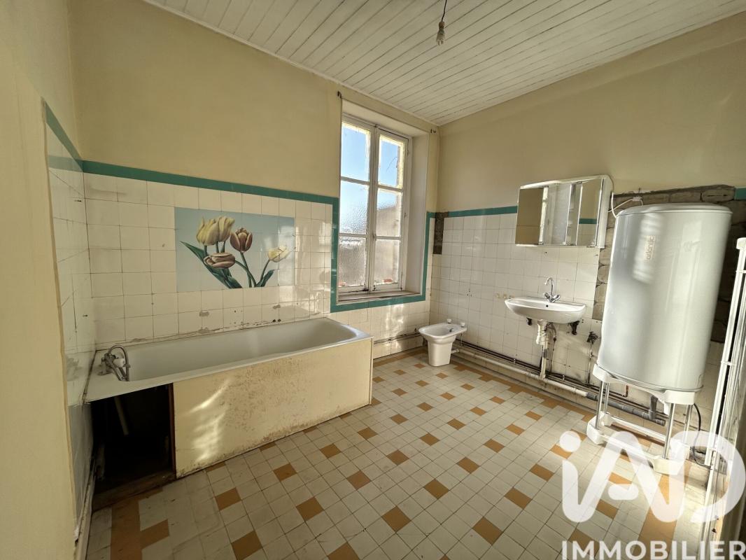 Maison de ville 5 Pièce(s) Wassy