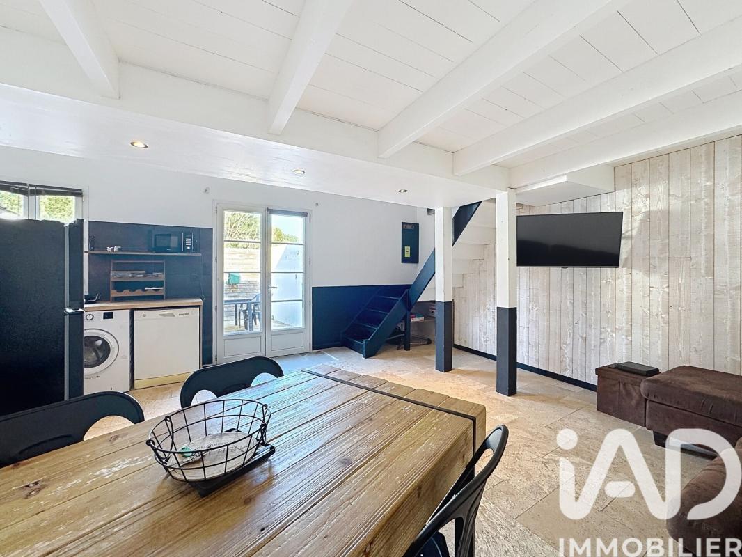 Maison 2 Pièce(s) La Flotte