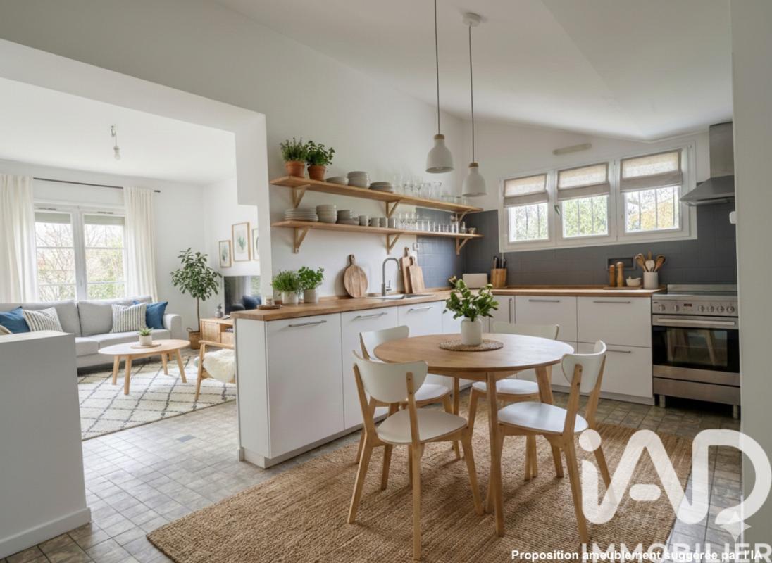 Maison en pierre 3 Pièce(s) Camblanes-et-Meynac