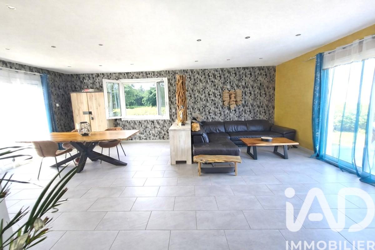 Pavillon 6 Pièce(s) Corquilleroy