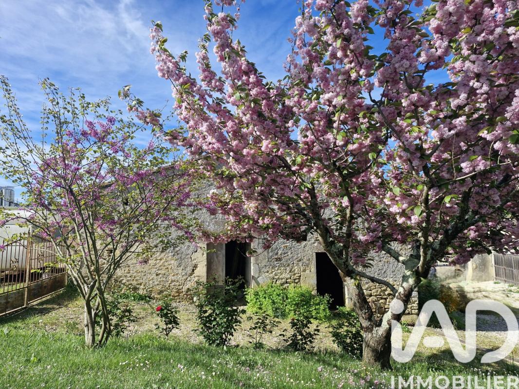 Maison 5 Pièce(s) Gensac