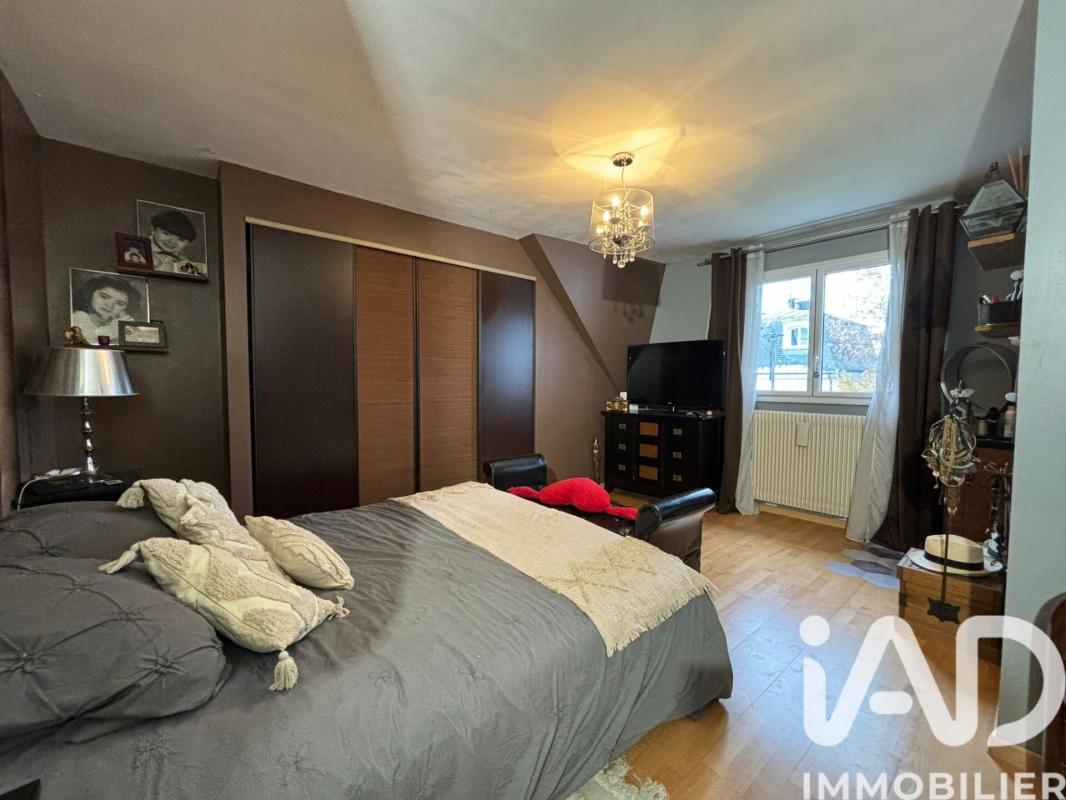 Maison 6 Pièce(s) Villiers-sur-Marne - Photo 12