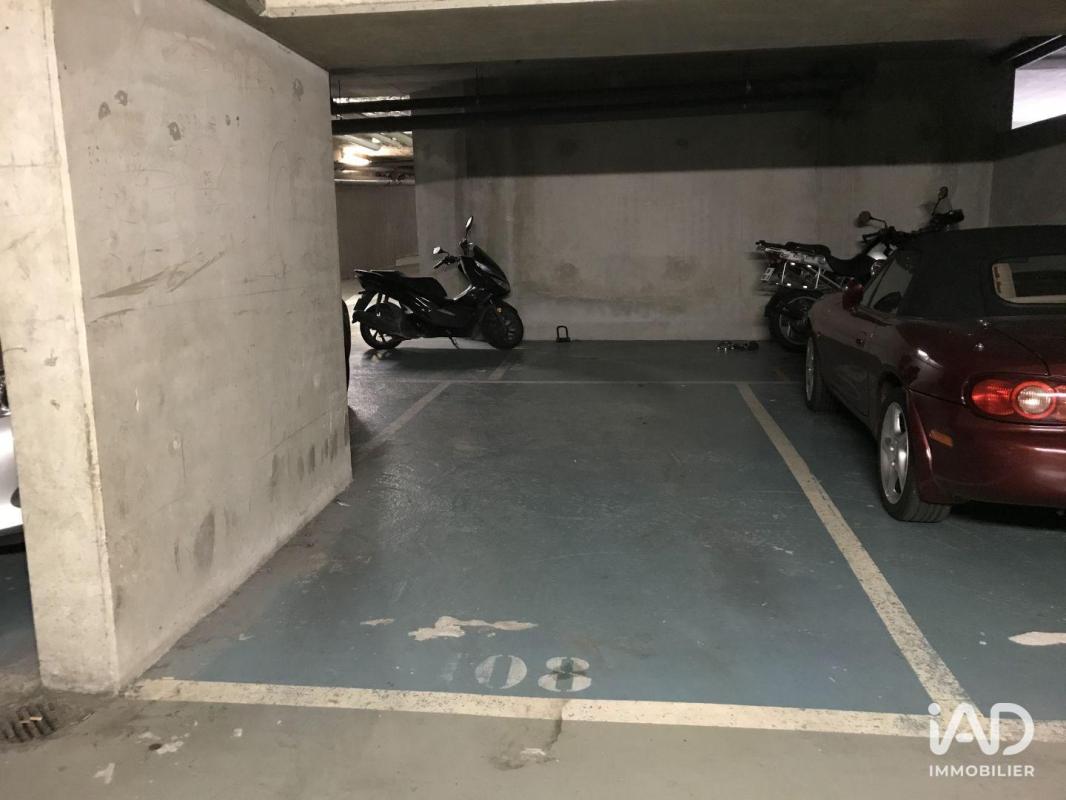 Parking  Paris 20eme Arrondissement