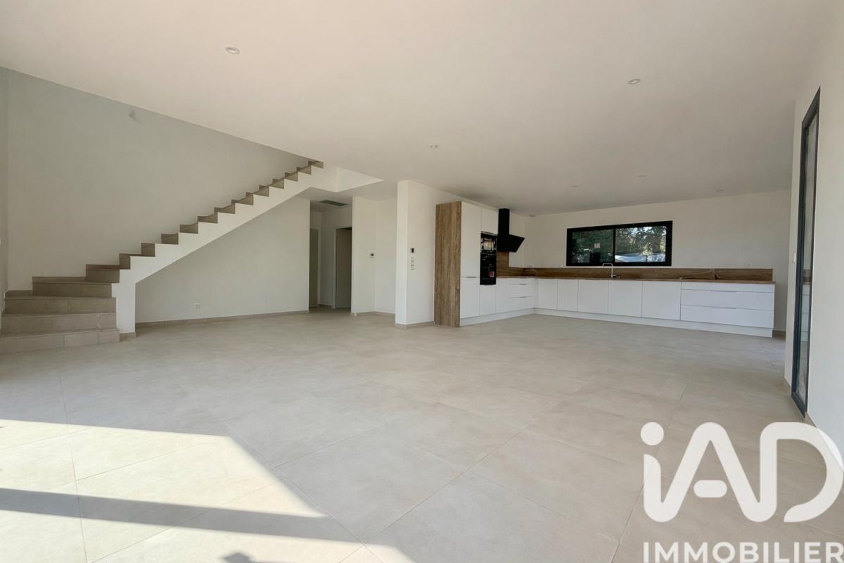 Maison 4 Pièce(s) Bompas