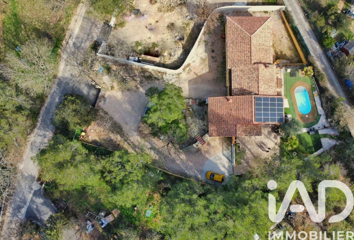 Maison traditionnelle 7 Pièce(s) Rocbaron