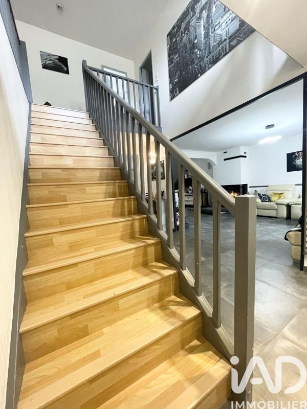 Maison 7 Pièce(s) Saint-Germain-lès-Corbeil - Photo 2