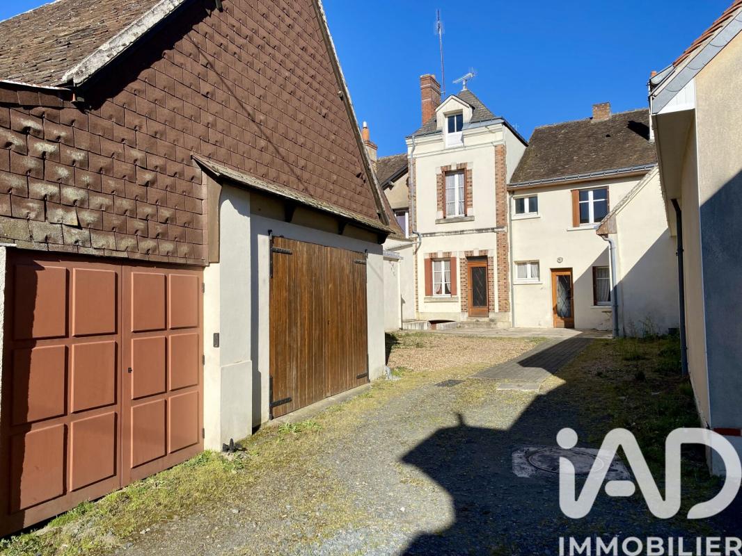 Maison 8 Pièce(s) Château-Renault - Photo 3
