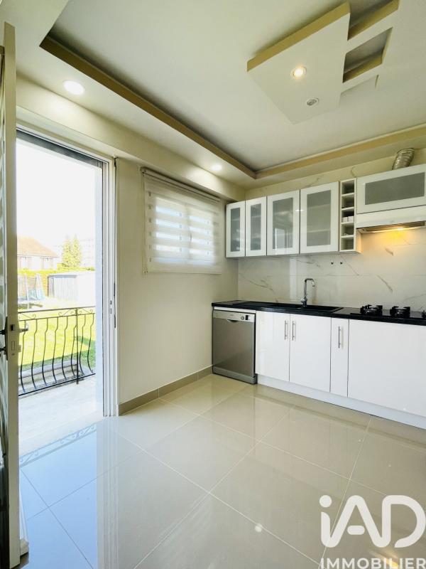 Maison traditionnelle 10 Pièce(s) Le Blanc